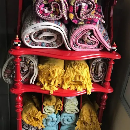 La Maison Ancienne Bed & Breakfast 3*