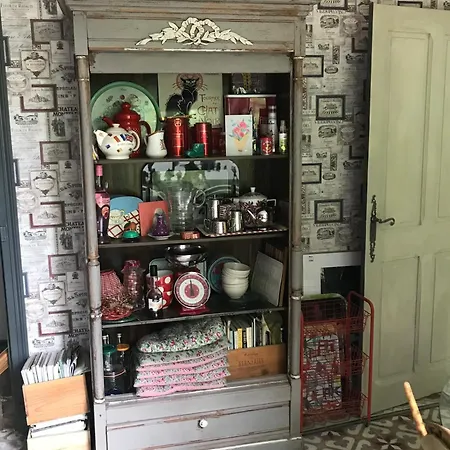 Bed & Breakfast La Maison Ancienne 3*