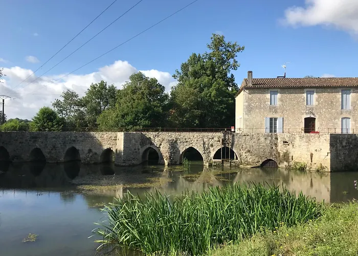 La Maison Ancienne Bed and breakfast Eymet